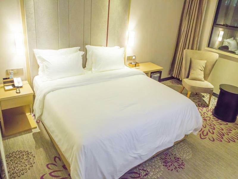 Lavande Hotel Shantou Bagian luar foto