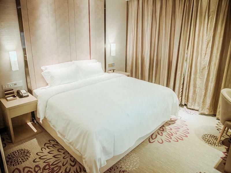 Lavande Hotel Shantou Bagian luar foto